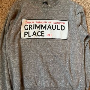 Grimmauld Place sweatshirt from Universal